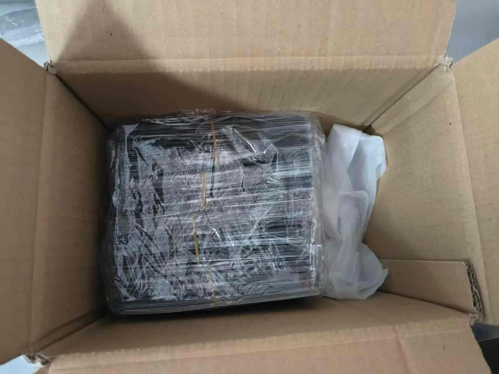 Kredit kartı dəri sifarişi göndərildi