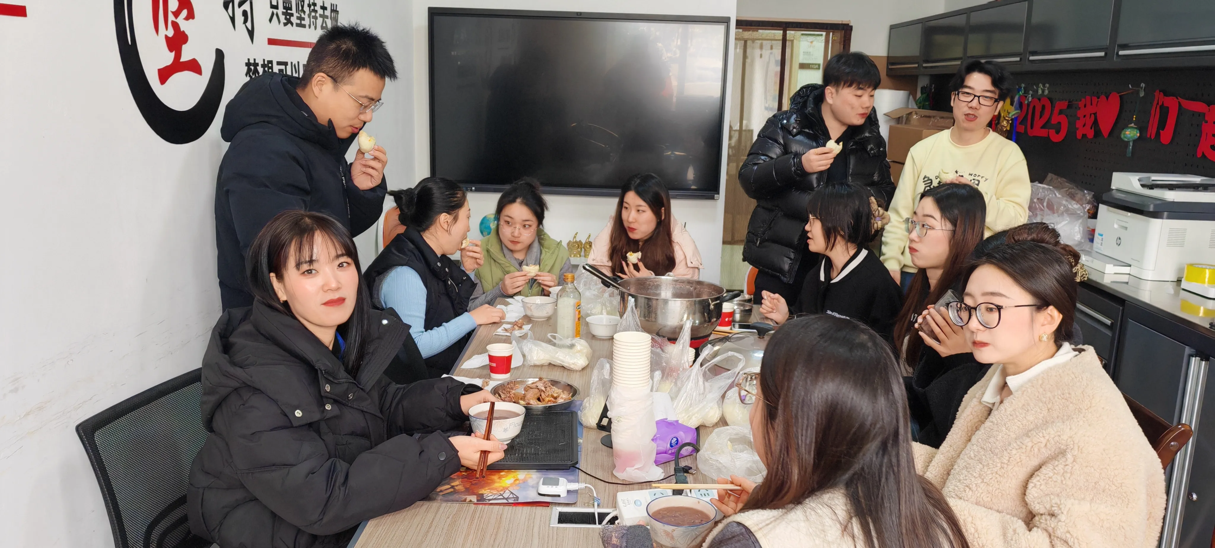 JOJO Paketində Ənənənin Dadı və İsti Arzular