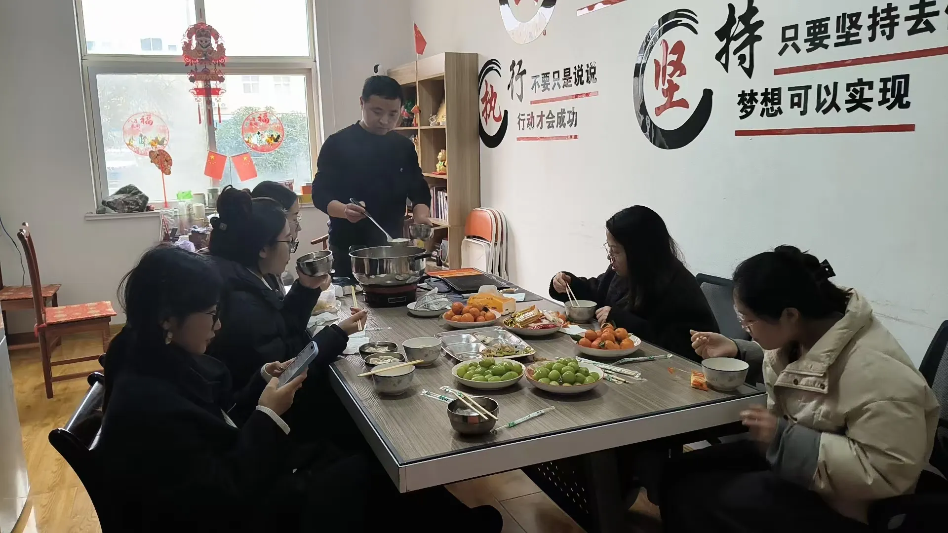 JOJO Paketi Tangyuan ilə Fənər Festivalını qeyd edir