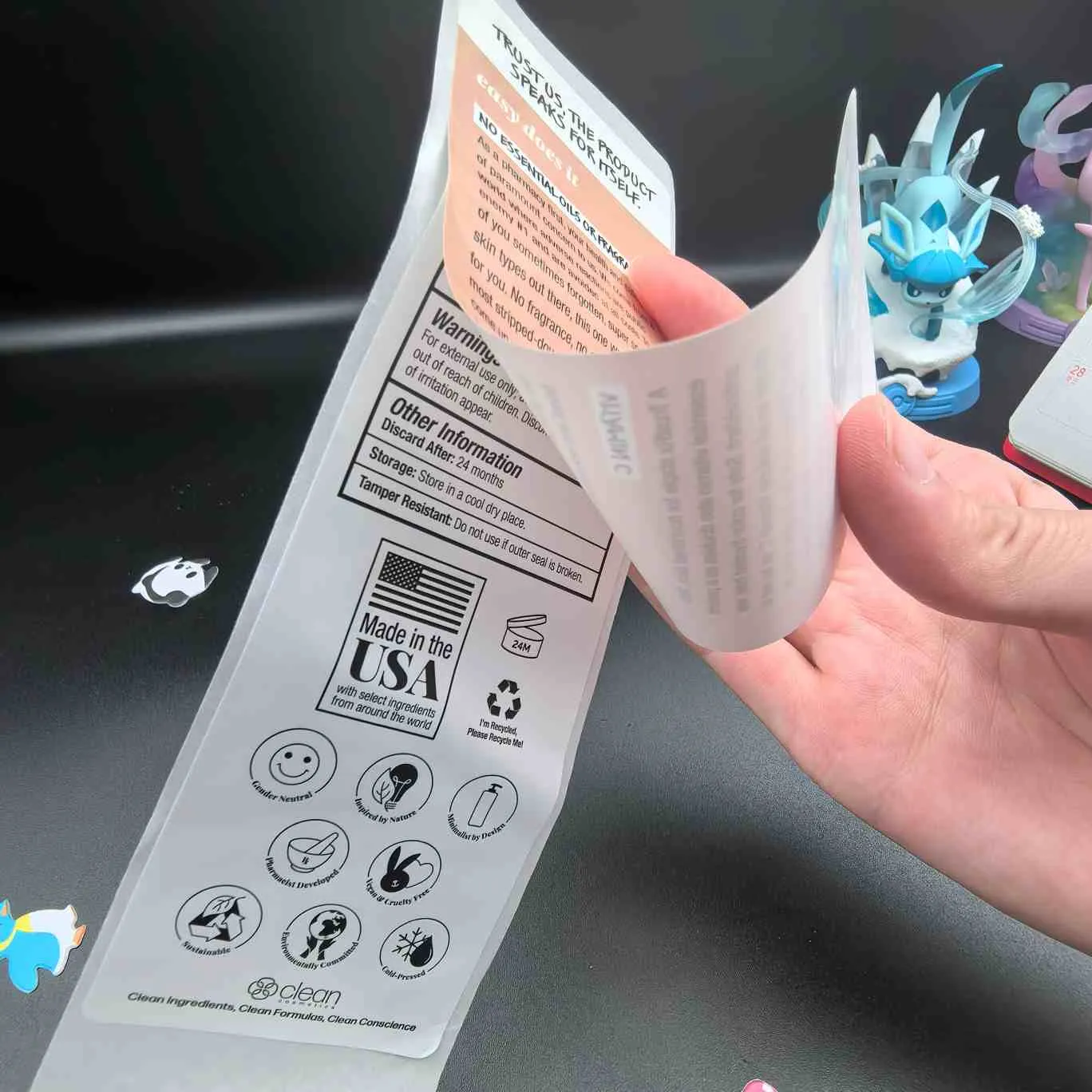 Kosmetik etiketlər üçün çoxilayıcı