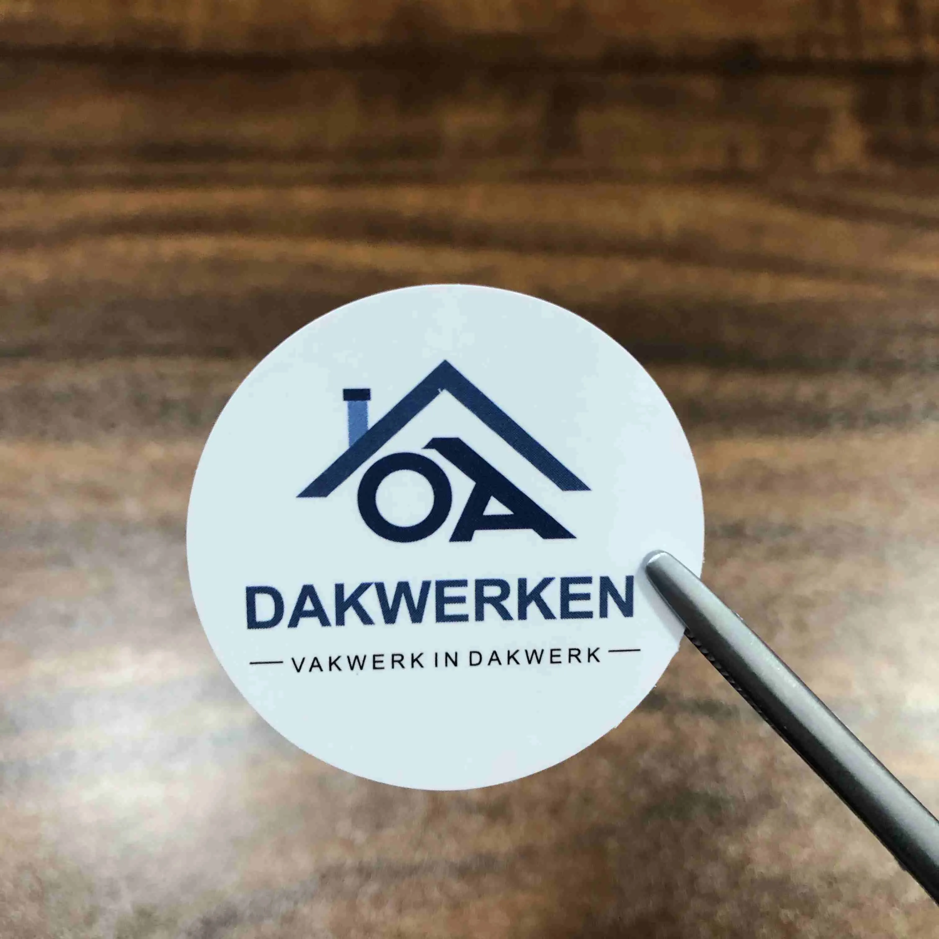 Logo ilə suya davamlı vinil dəyirmi etiket